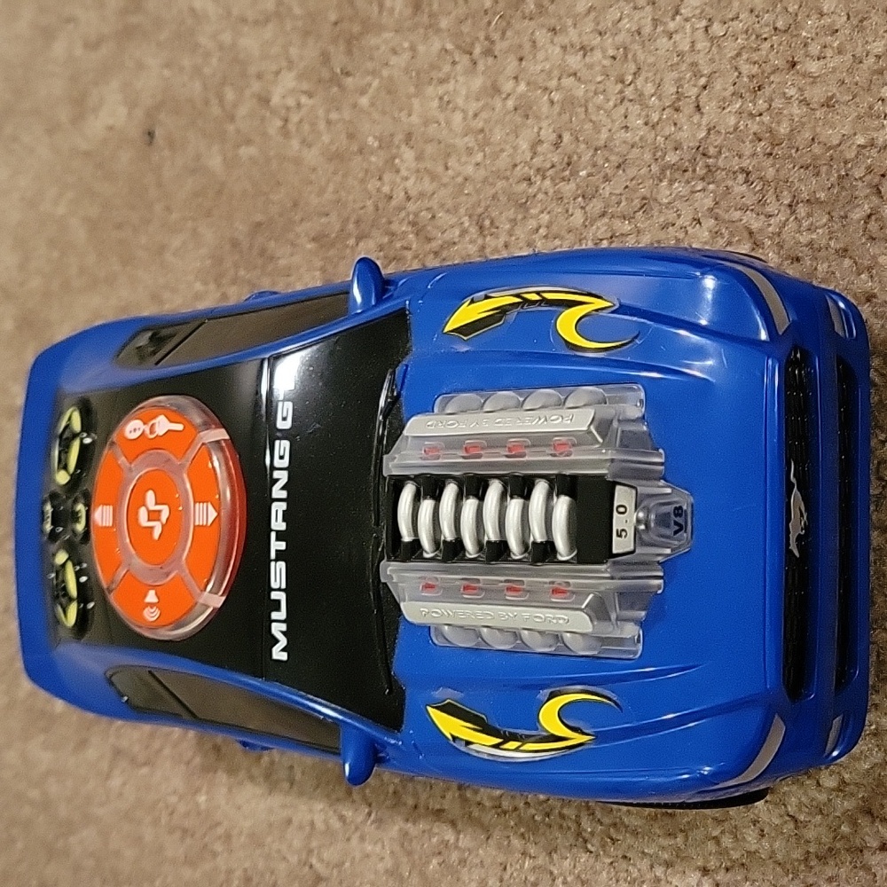 MUSTANG GT MOTORIZED TOY CAR